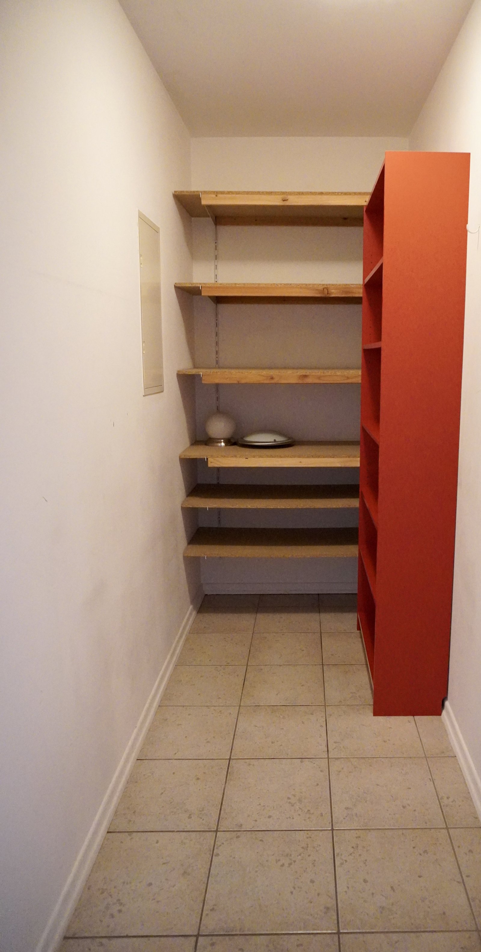 Schöne, gepflegte Eigentumswohnung mit Gartenanteil und Südbalkon in exponierter Lage zu verkaufen!