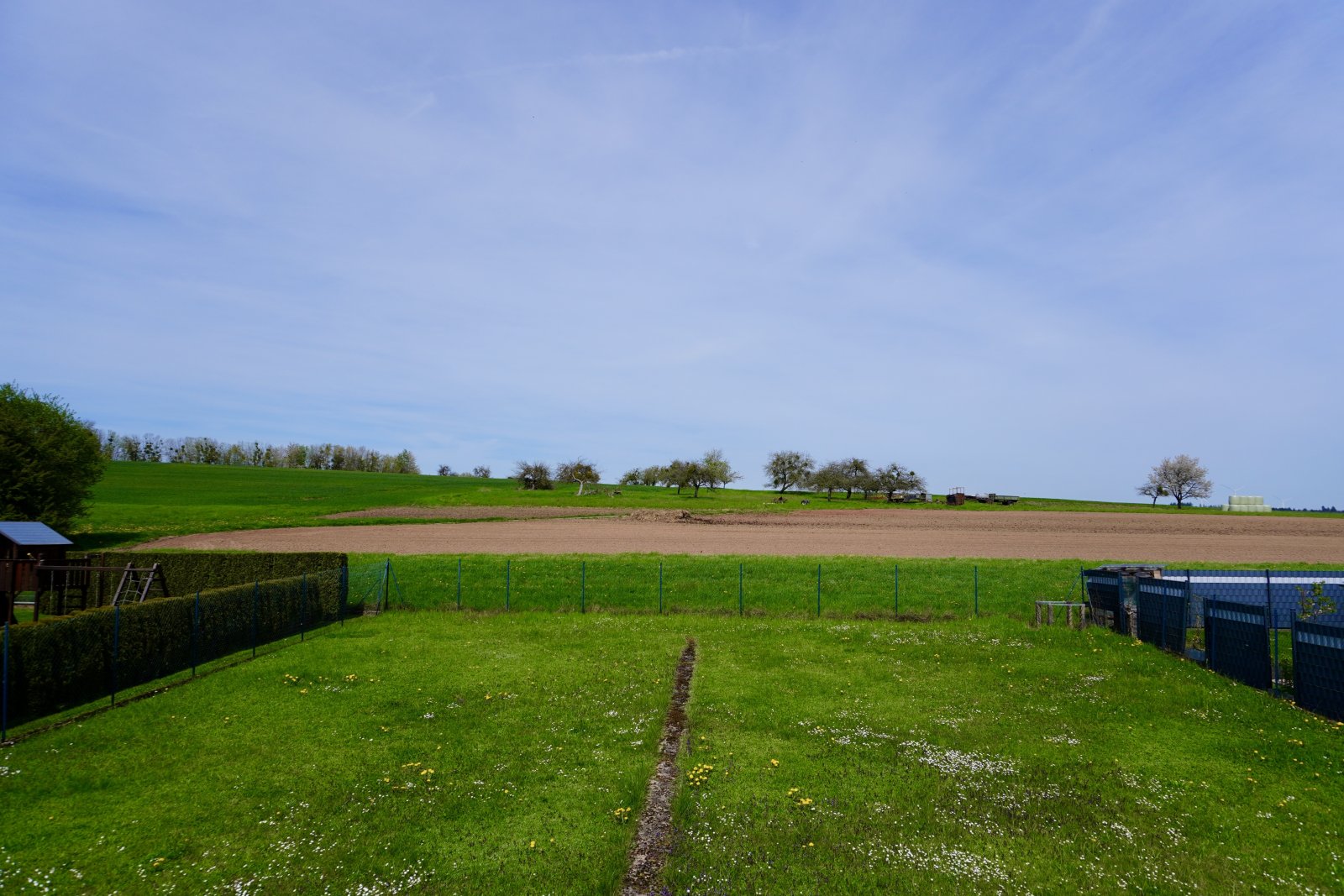 Einfamilienhaus mit Garten nähe Luxemburger Grenze zu verkaufen!!!