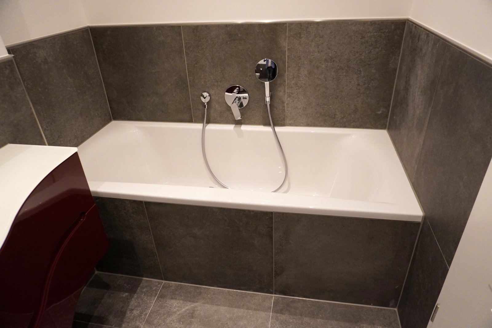 Neubau - Erstbezug mit Moselblick in traumhafter Umgebung!