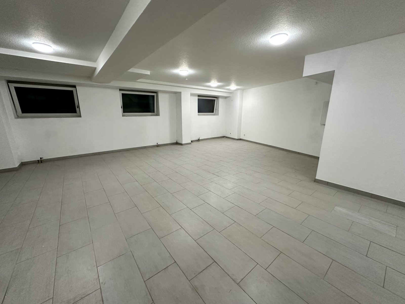 Praxis oder Bürofläche in der Theodor-Heuss-Allee zu vermieten!