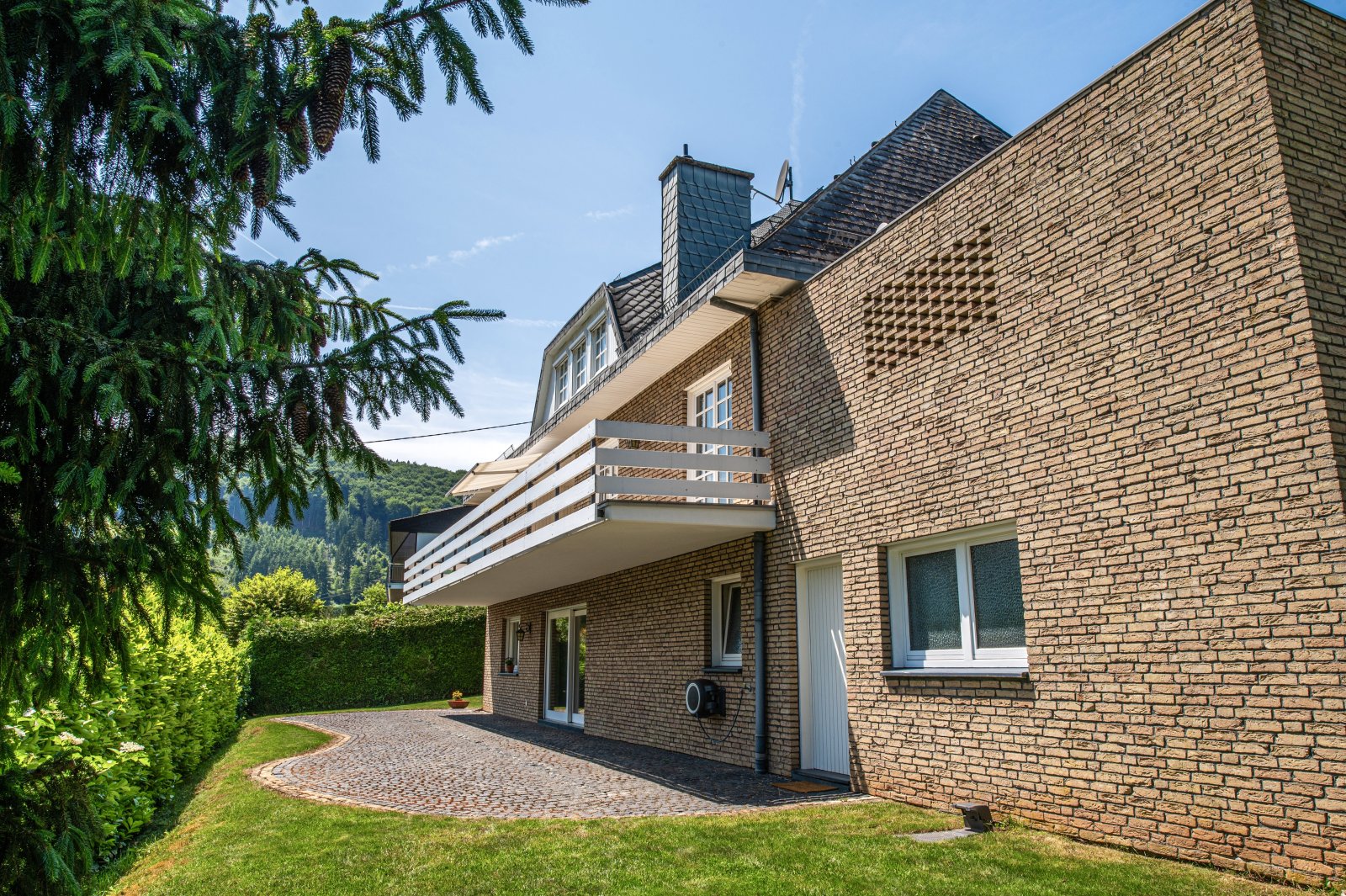 Ihr Traumhaus mit Fernblick in Kordel – Platz für die ganze Familie!