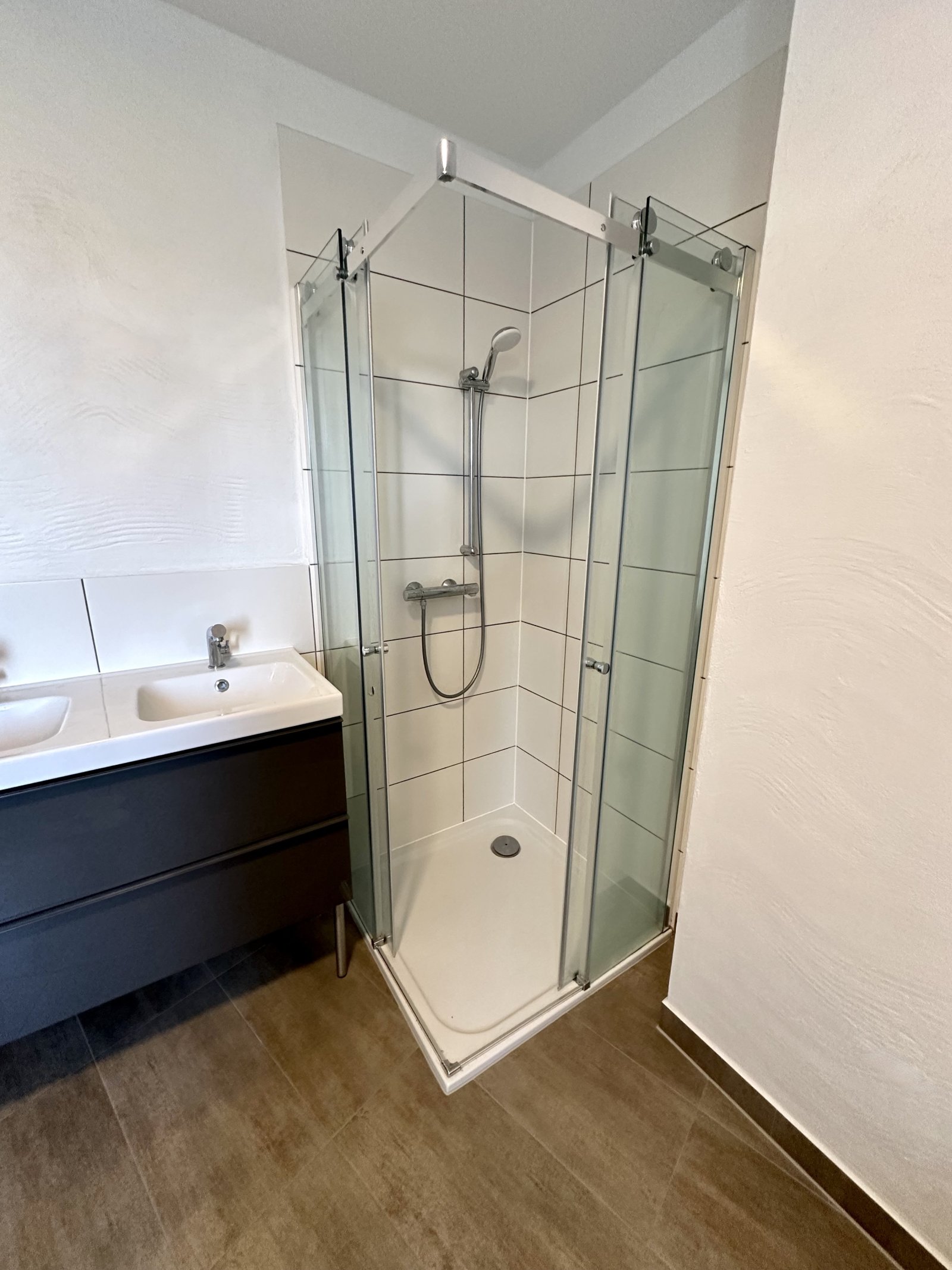 Lux-Pendler/Grenzgänger aufgepasst! In 7 Minuten in Lux!Neubaustandard! Neuwertie 5-ZI Wohnung mit großer Terrasse! Garage!