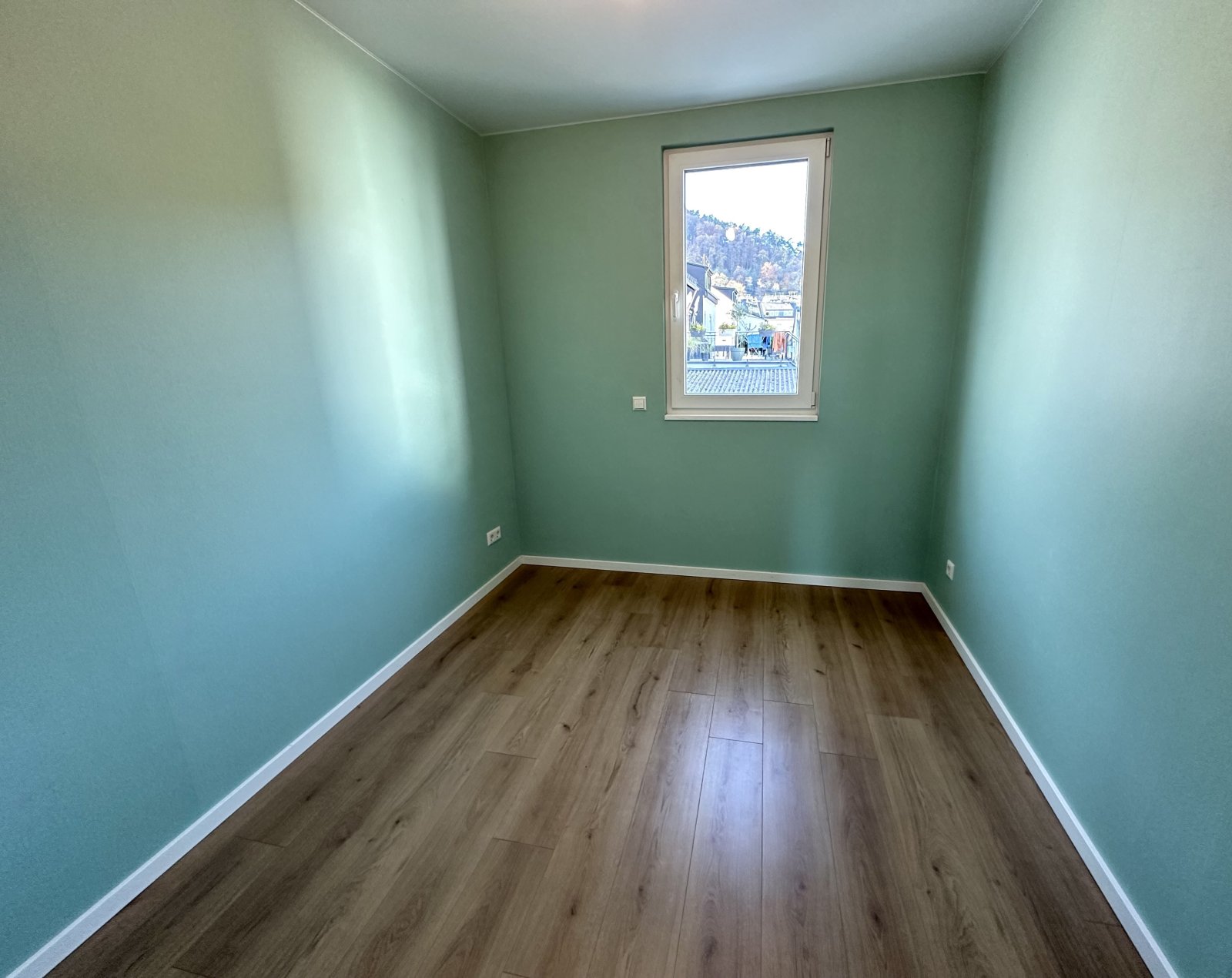 Lux-Pendler/Grenzgänger aufgepasst! In 7 Minuten in Lux!Neubaustandard! Neuwertie 5-ZI Wohnung mit großer Terrasse! Garage!