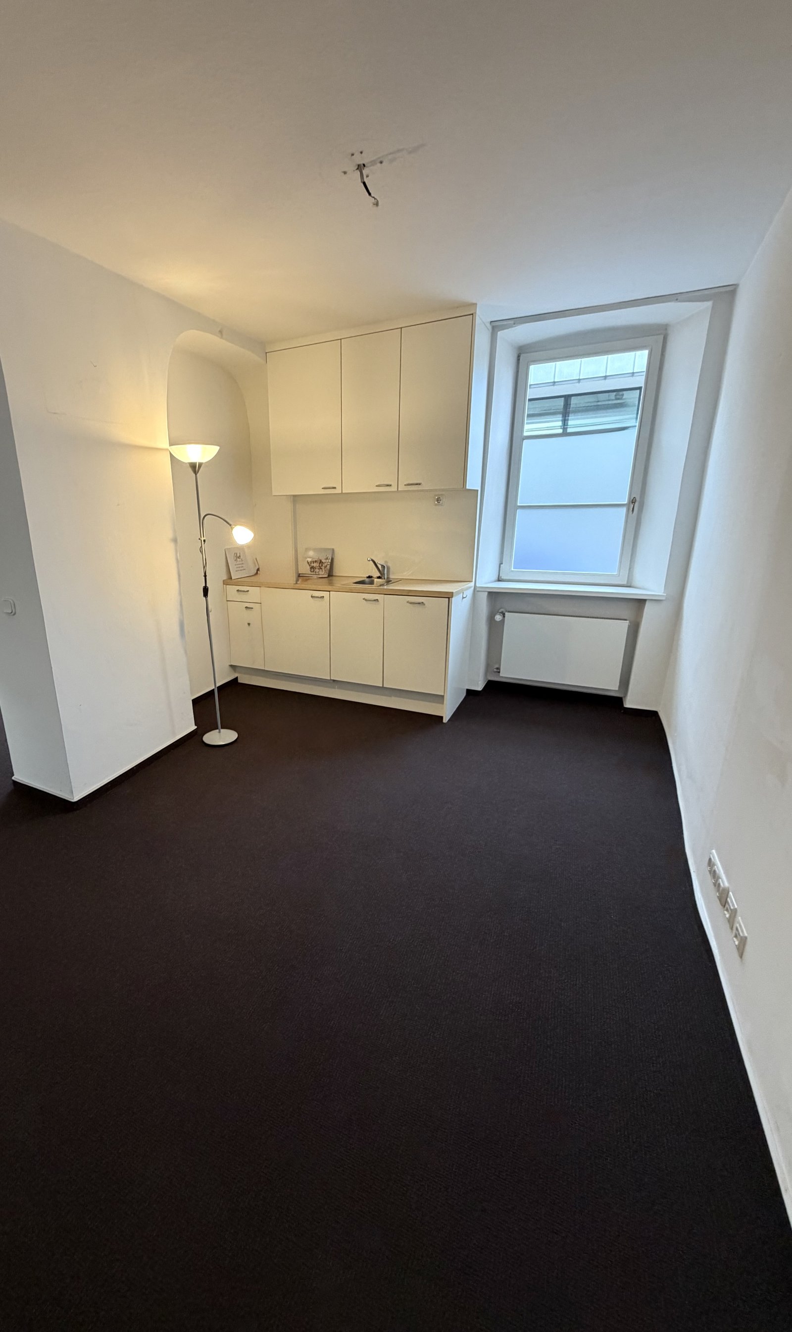 Super Gewerbefläche in zentraler Lage! Als Büro/Praxis nutzbar! 