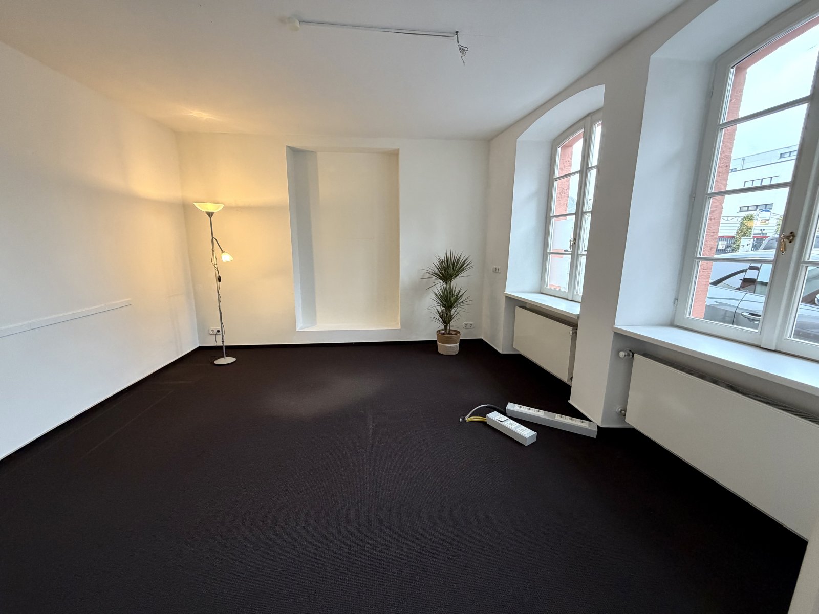 Super Gewerbefläche in zentraler Lage! Als Büro/Praxis nutzbar! 