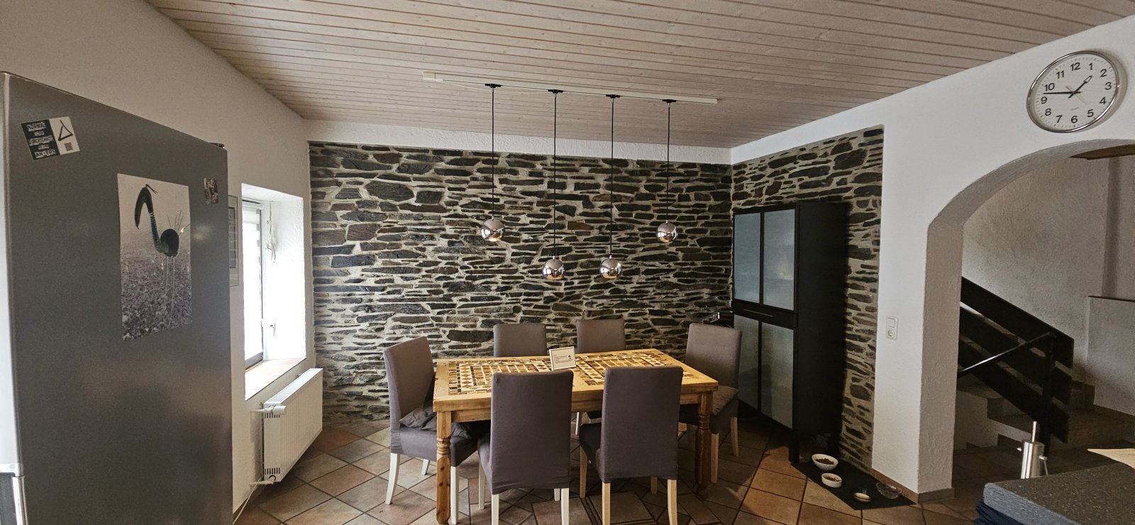 Modernes Familienidyll in Kasel – Komfort und Fernblick vereint!