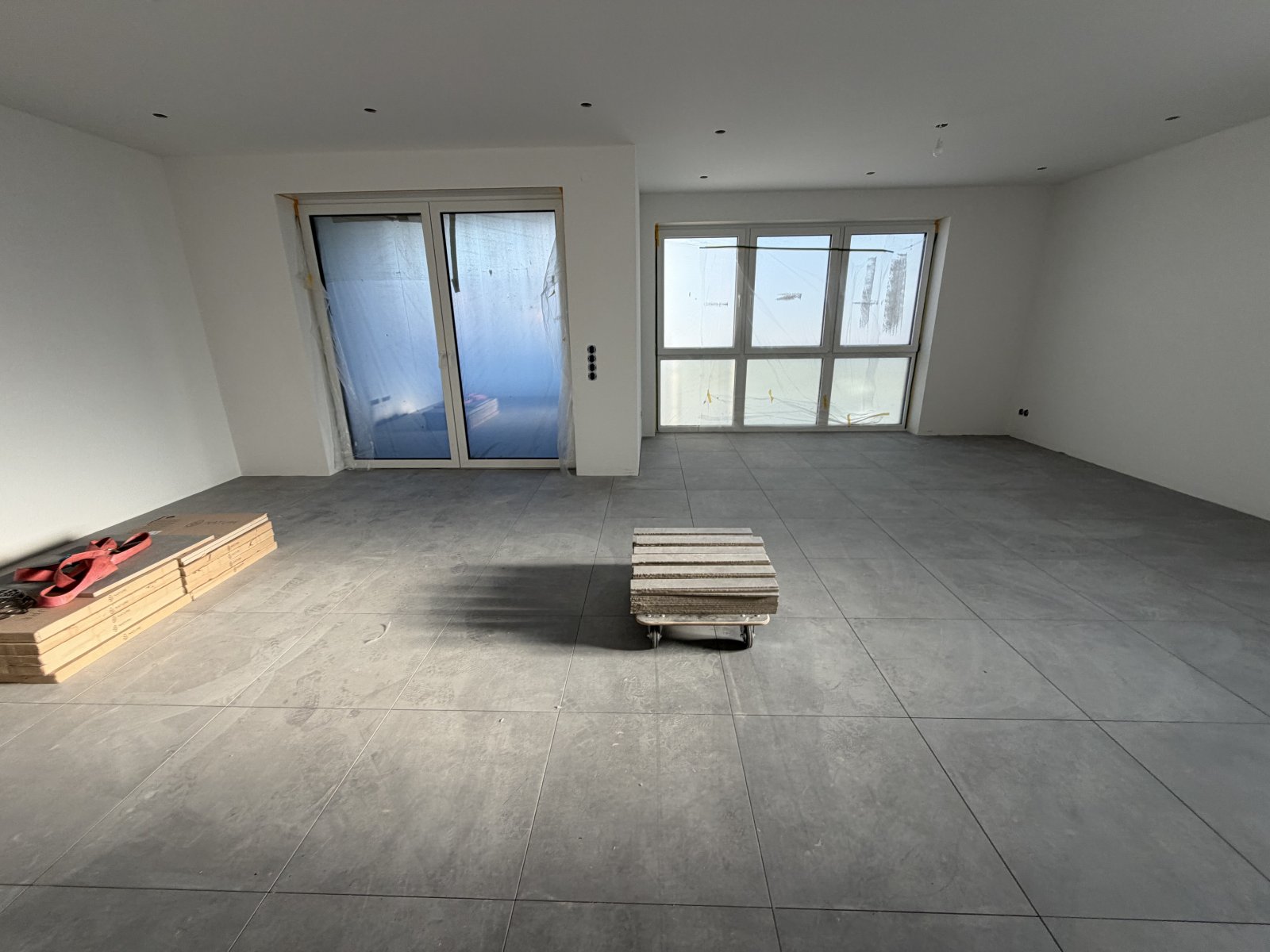 Neubauwohnung! Modernster Standard! Erstbezug! Einbauküche! Ideal für 1 Person oder Pärchen! 