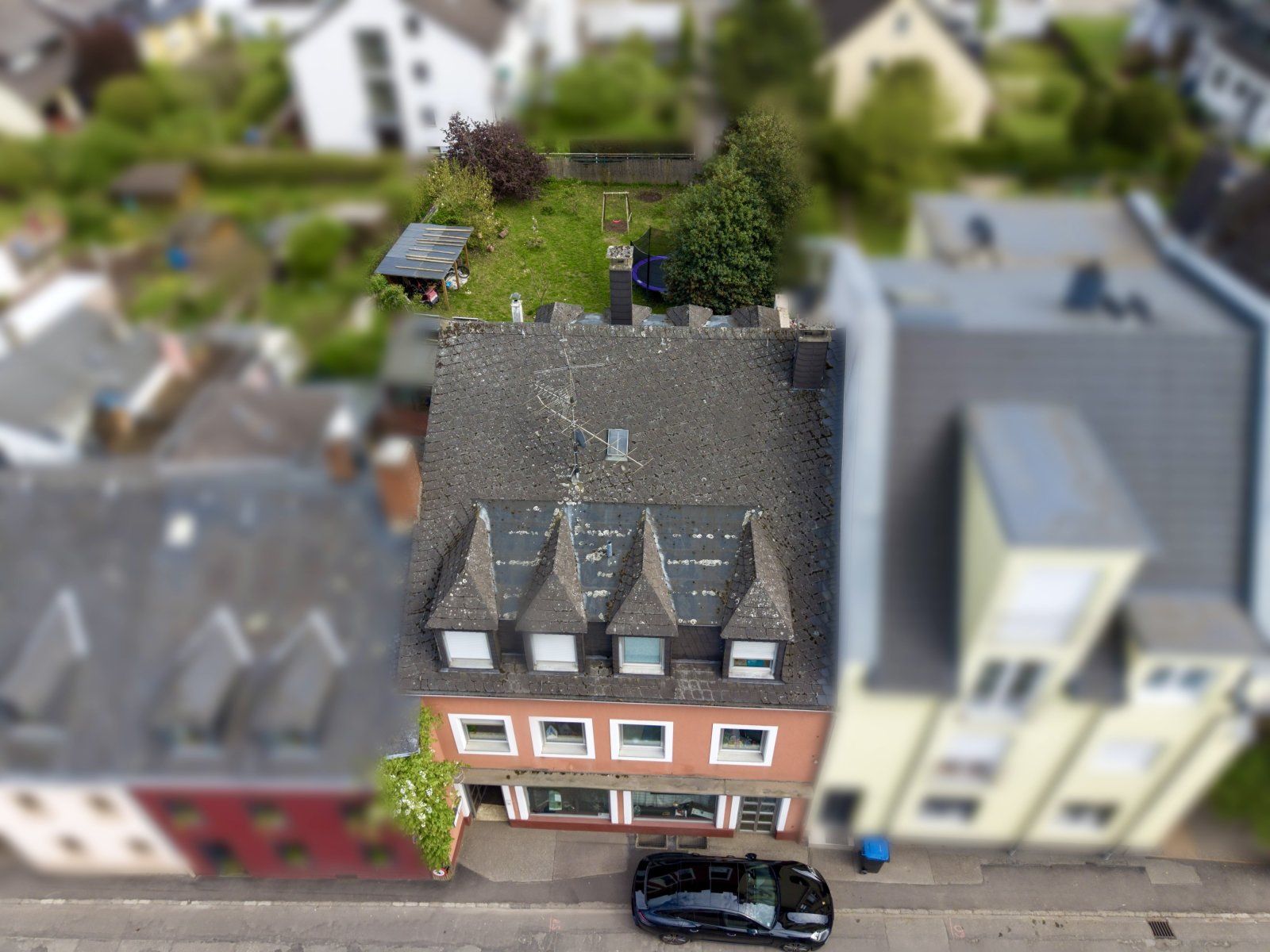 Eine seltene Gelegenheit in Trier-Süd mit einem traumhaften, einmaligen Gartengrundstück!