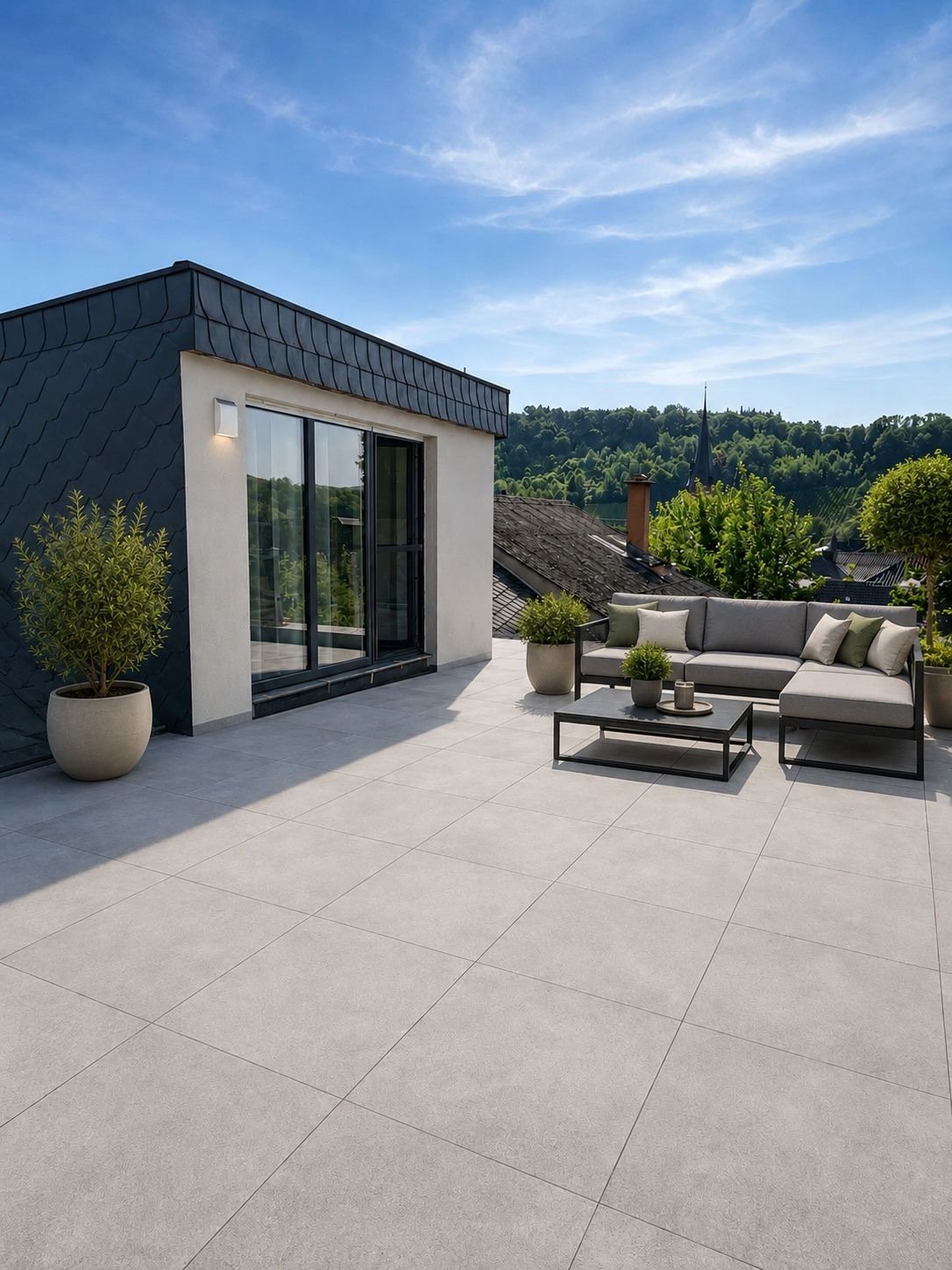 Modernes, großzügiges Einfamilienhaus mit ELW und tollem Garten und direktem Blick auf die Weinberge!