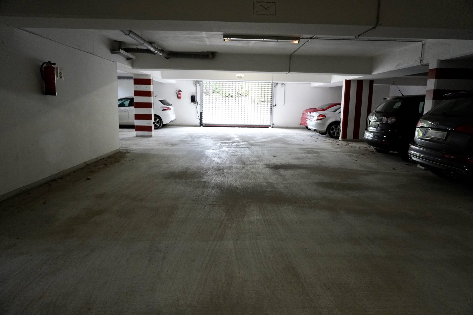 Tiefgarageneinfahrt