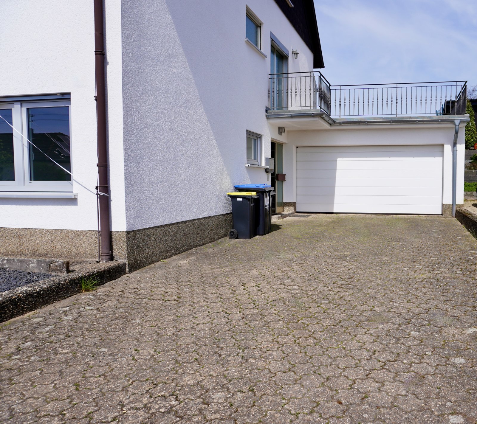 Toreinfahrt - Garage