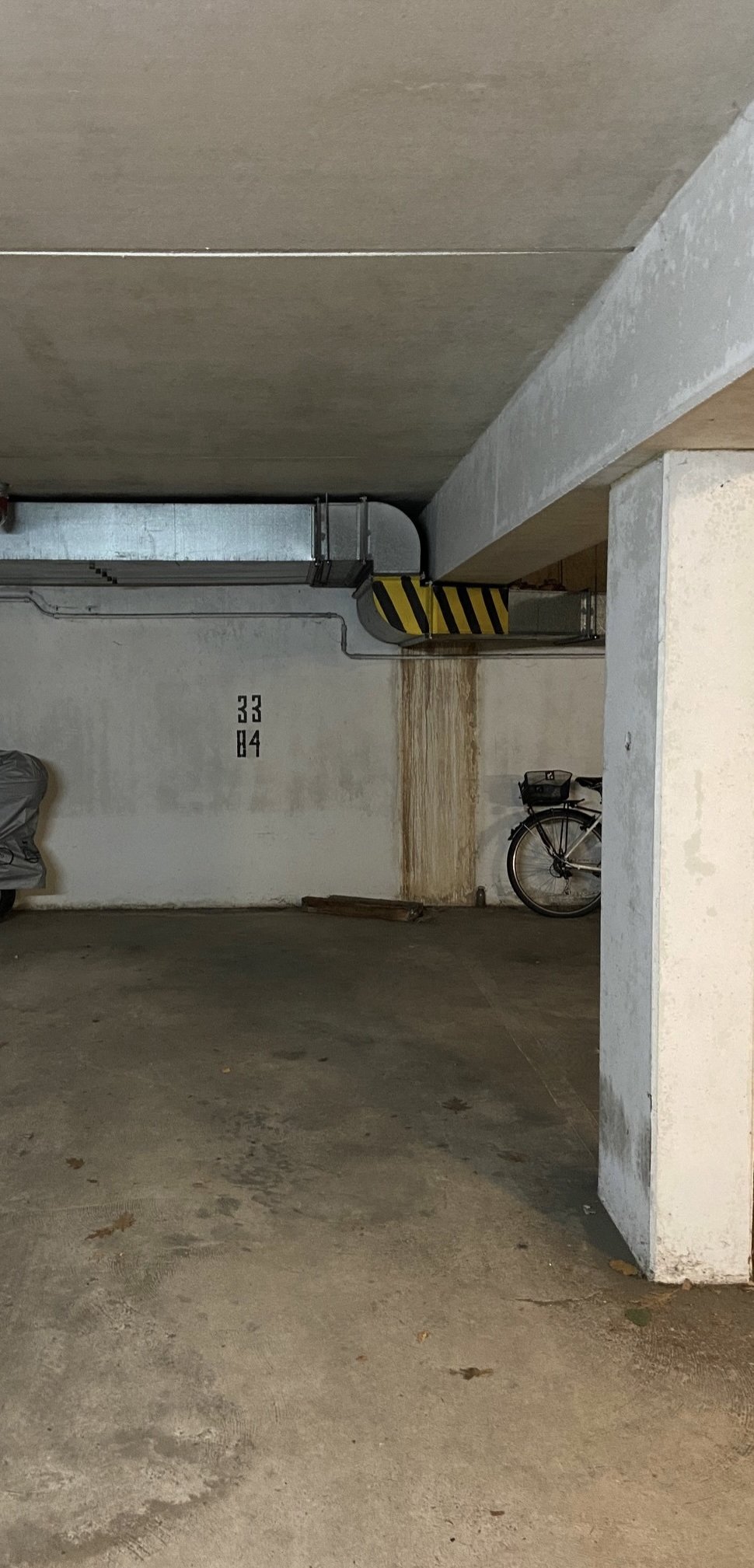 Tiefgaragenstellplatz
