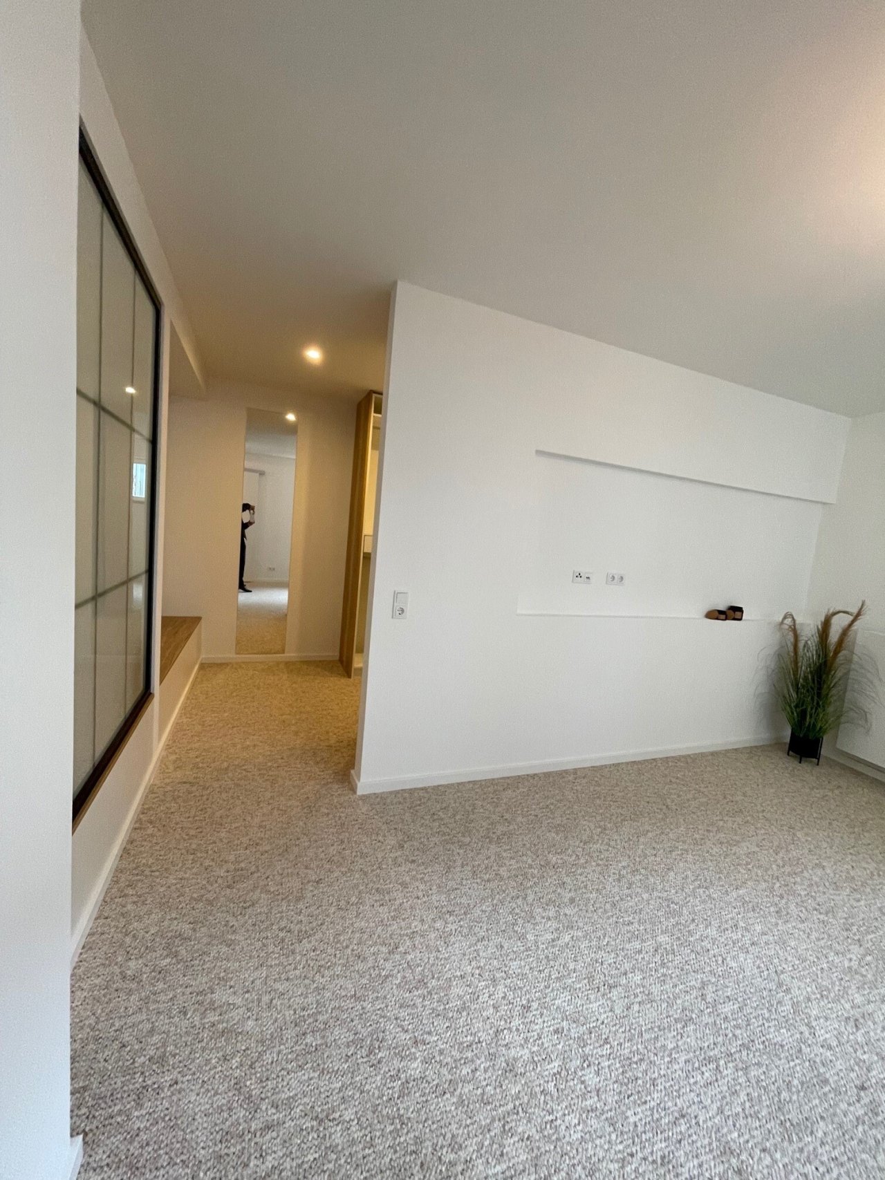 Schlafzimmer mit durchdachter Raumaufteilung