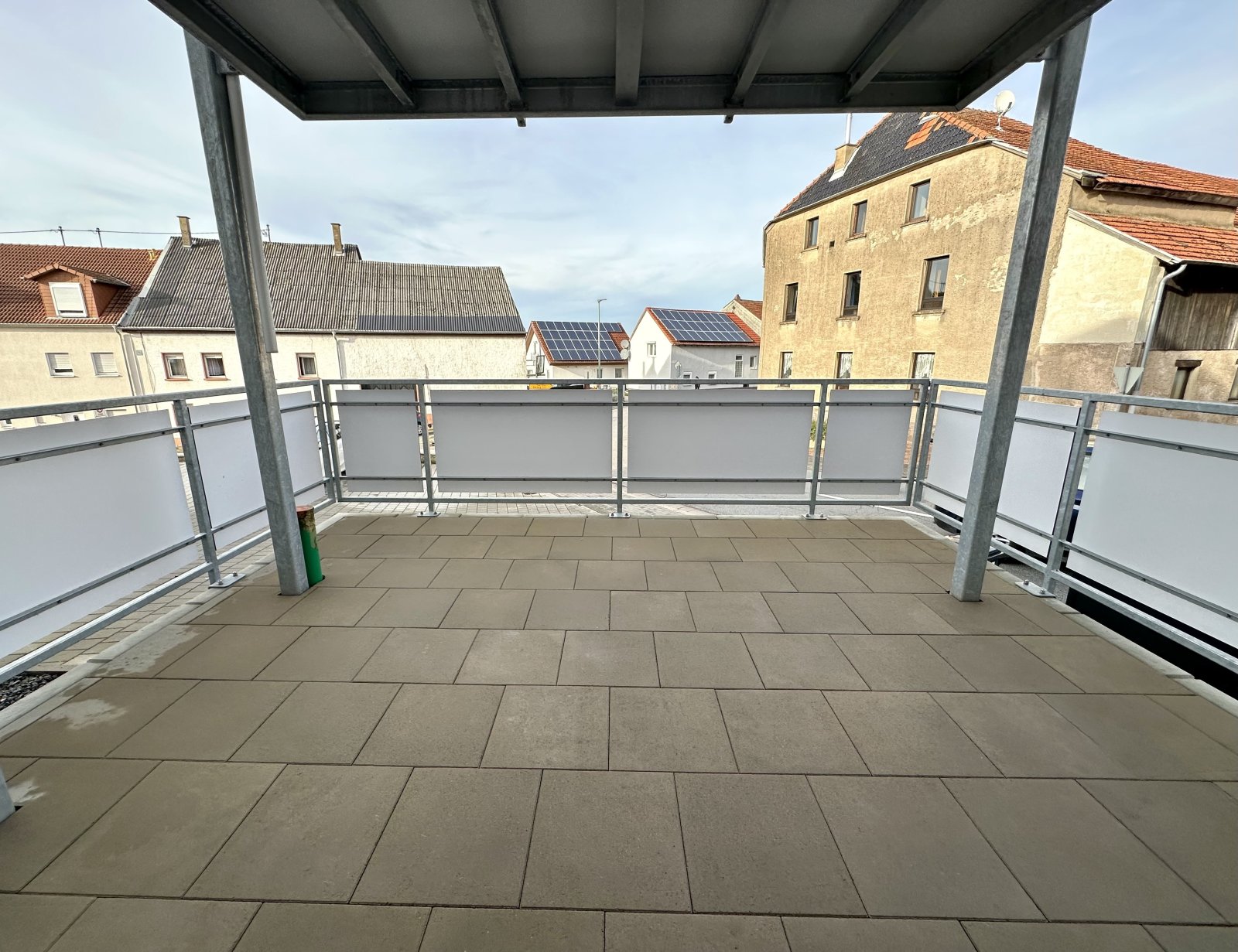 Großzügige Terrasse mit Weitblick 