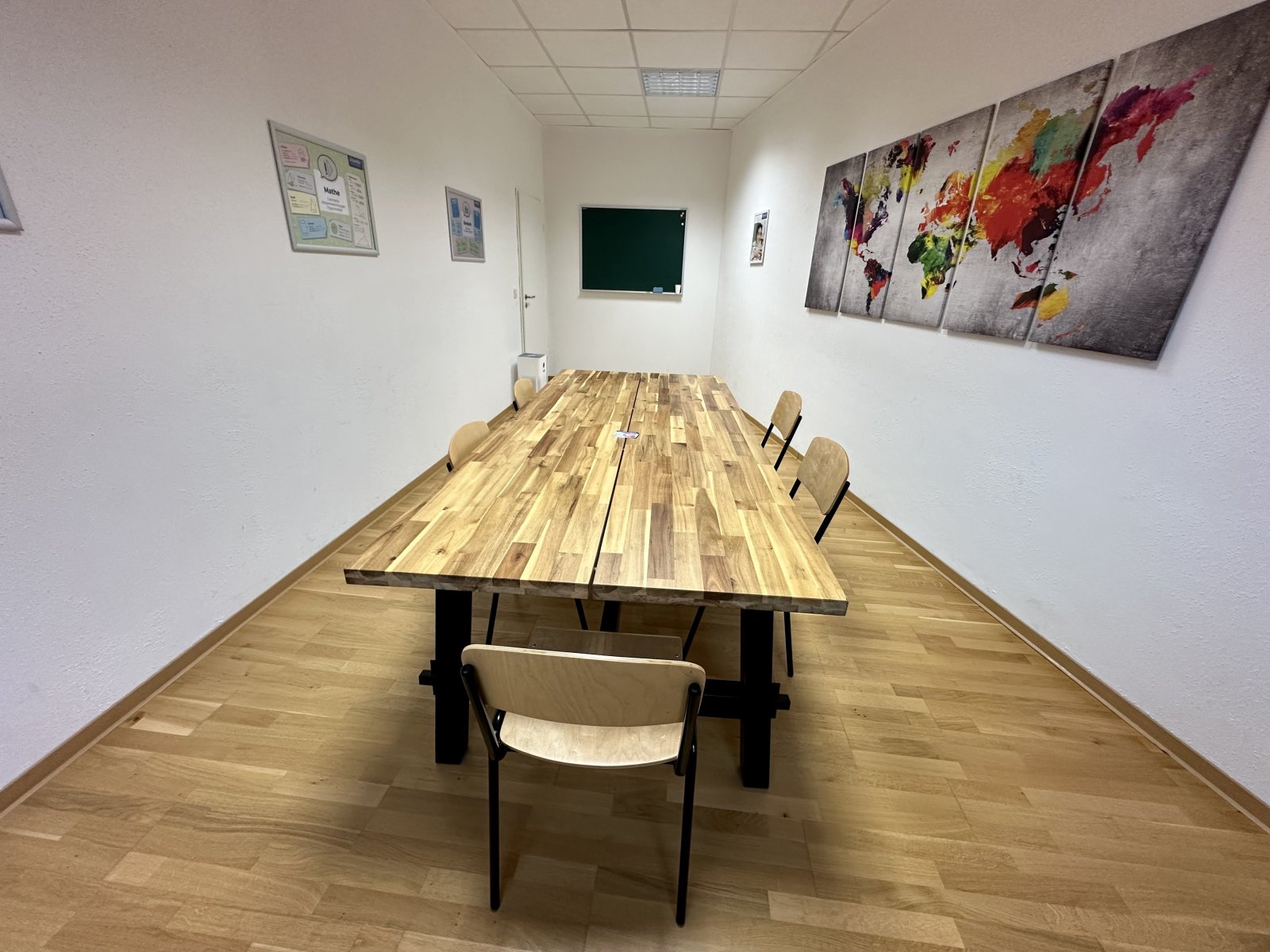 Repräsentativer Konferenzraum 