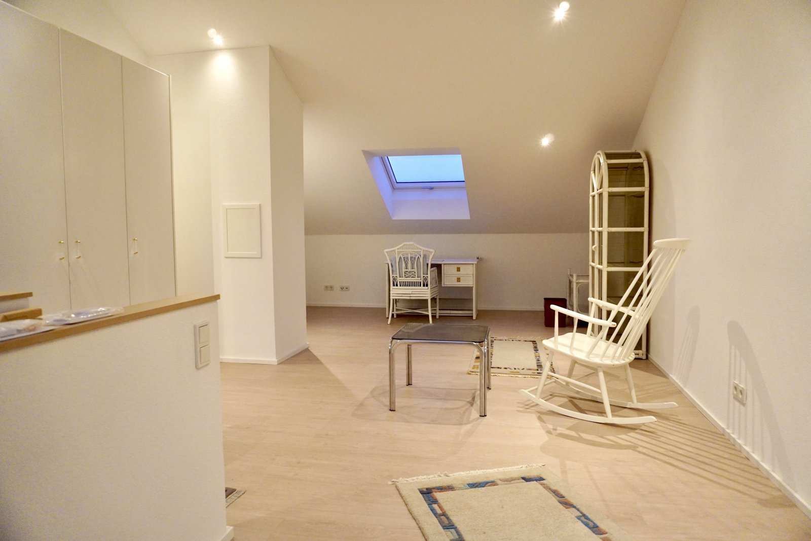 Lichtdurchflutetes Dachgeschoss mit Dachfenster und flexiblem Raumangebot